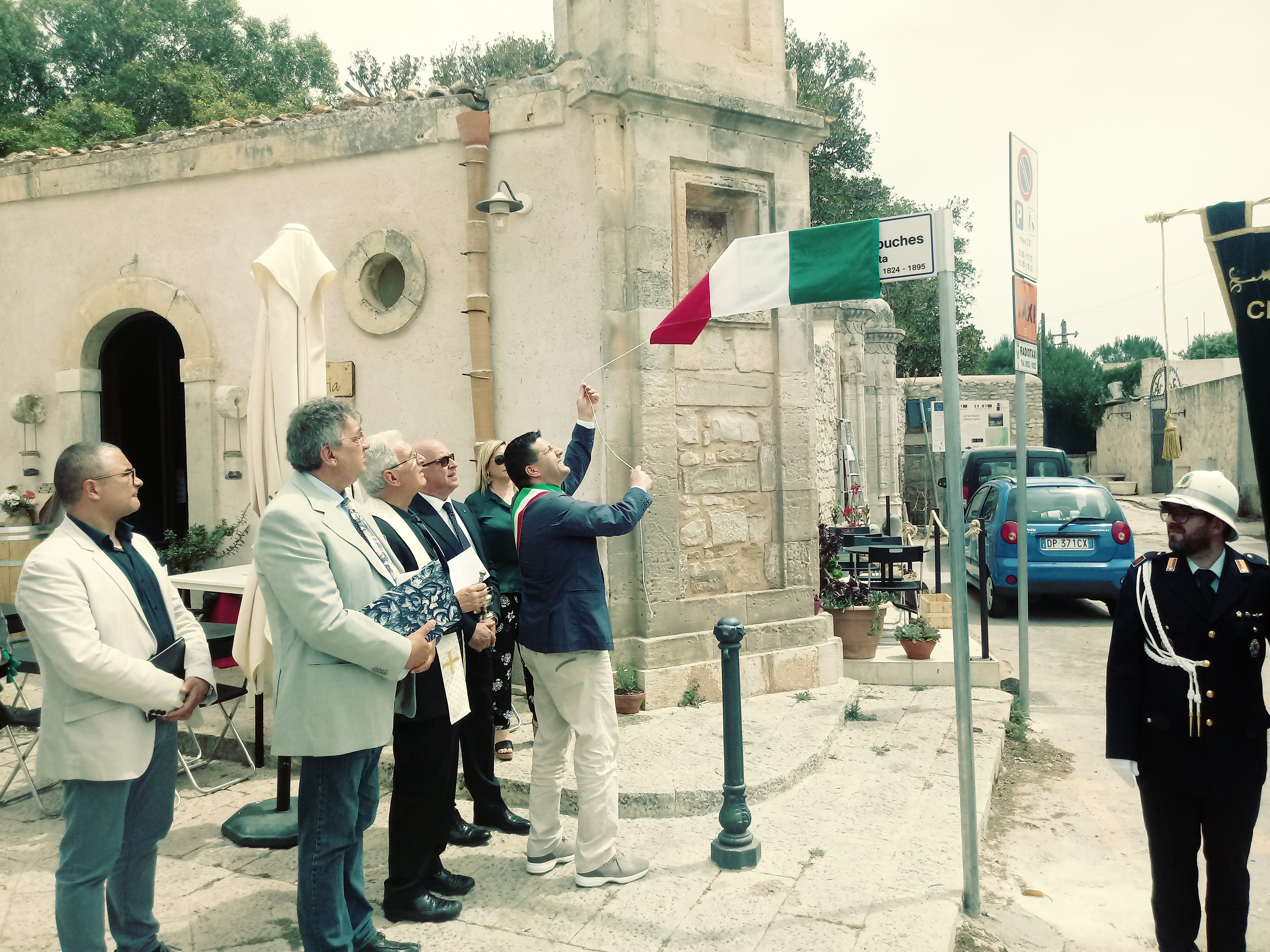 Intitolato a Corrado Arezzo de Spuches Barone di Donnafugata il